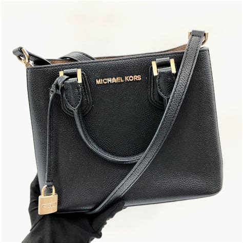 michael kors factory outlet purses|michael kors discontinued purses.